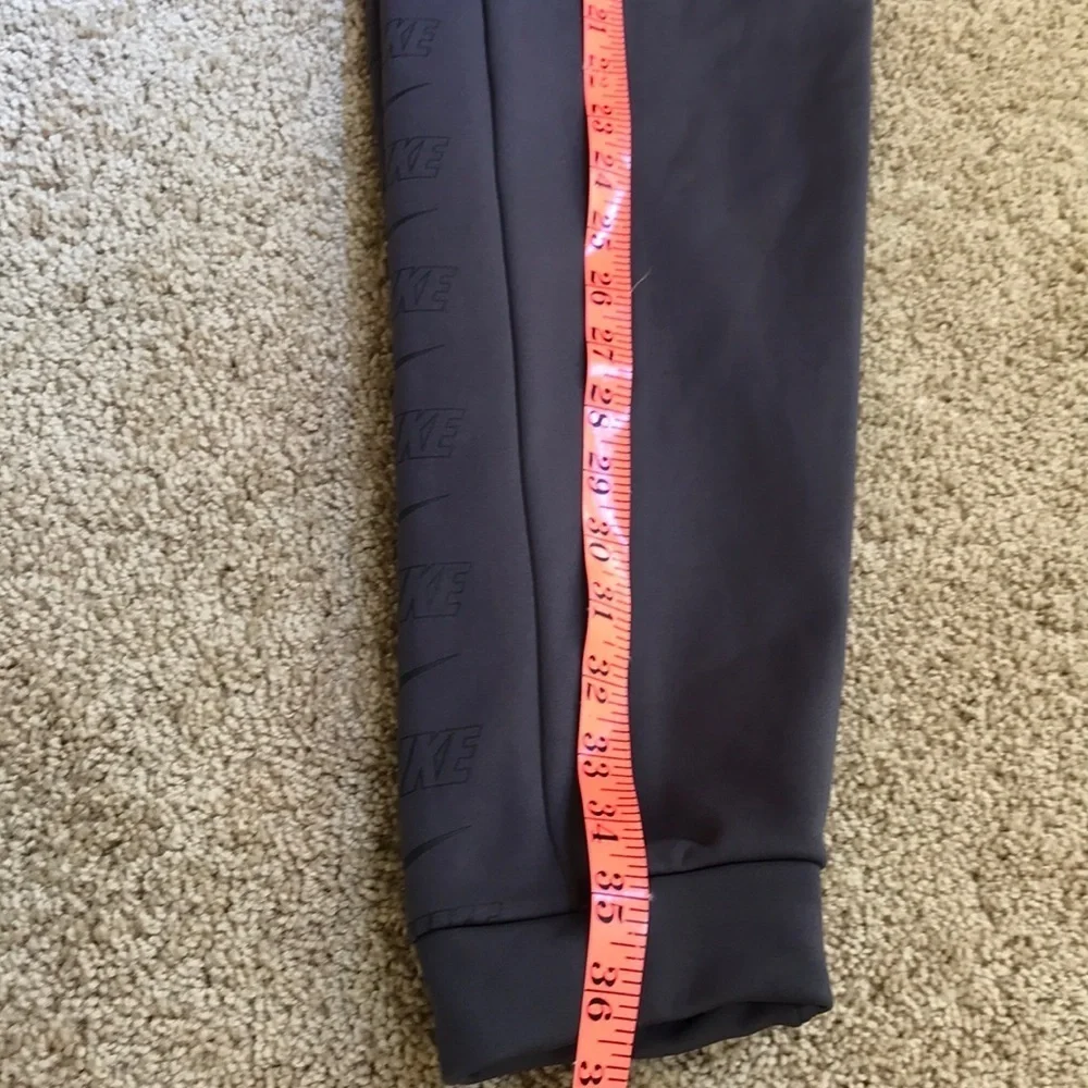 NWT! NIKE Size S grey fleece lined athletic pants